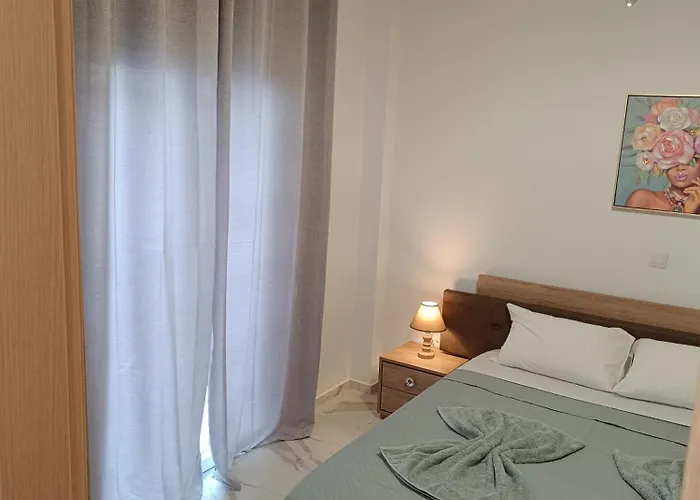 Marianas Lovely House! Σπίτι διακοπών Καλαμάτα