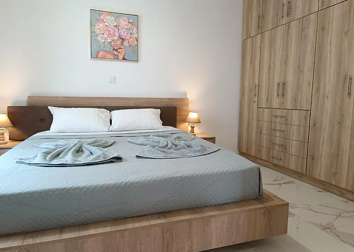 Marianas Lovely House! Σπίτι διακοπών Καλαμάτα